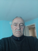 Пламен Петров