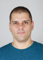 Иван Иванов